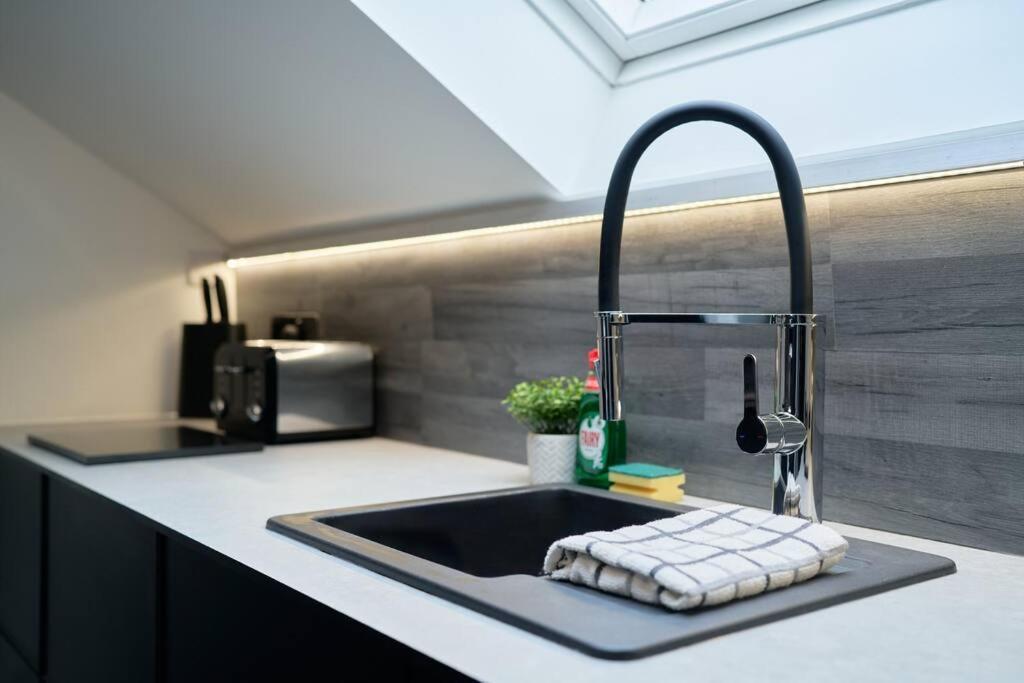 York City Central Apartment And Coffee Shop エクステリア 写真